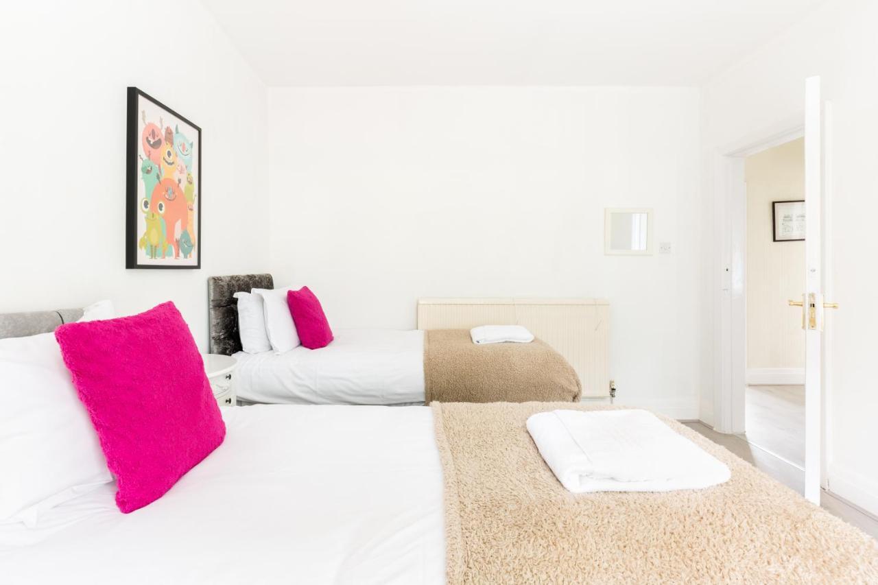Beautiful 6 Bedroom House For 17 Guests Next To Edgbaston Stadium Birmingham Exteriör bild