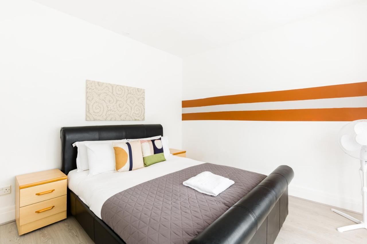 Beautiful 6 Bedroom House For 17 Guests Next To Edgbaston Stadium Birmingham Exteriör bild