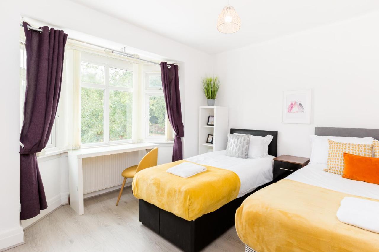 Beautiful 6 Bedroom House For 17 Guests Next To Edgbaston Stadium Birmingham Exteriör bild