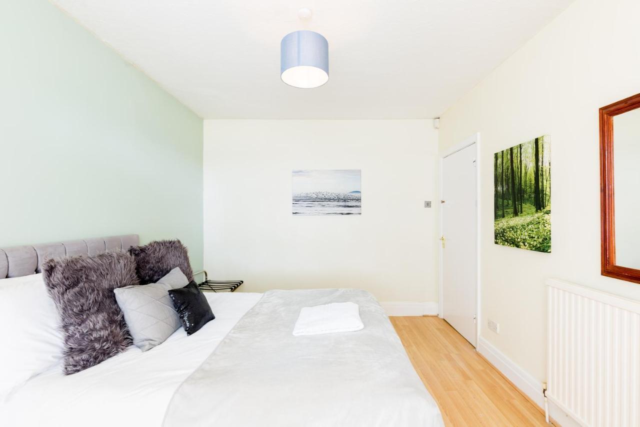 Beautiful 6 Bedroom House For 17 Guests Next To Edgbaston Stadium Birmingham Exteriör bild