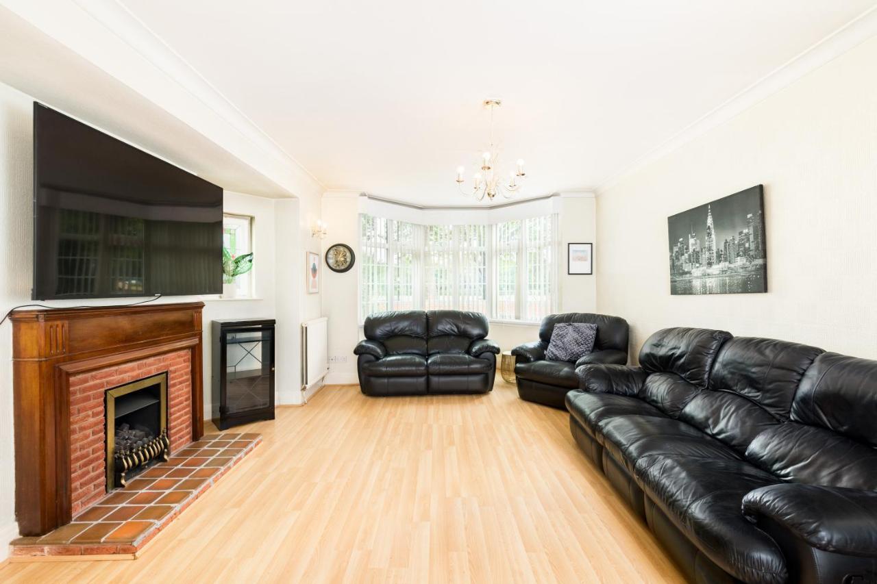 Beautiful 6 Bedroom House For 17 Guests Next To Edgbaston Stadium Birmingham Exteriör bild
