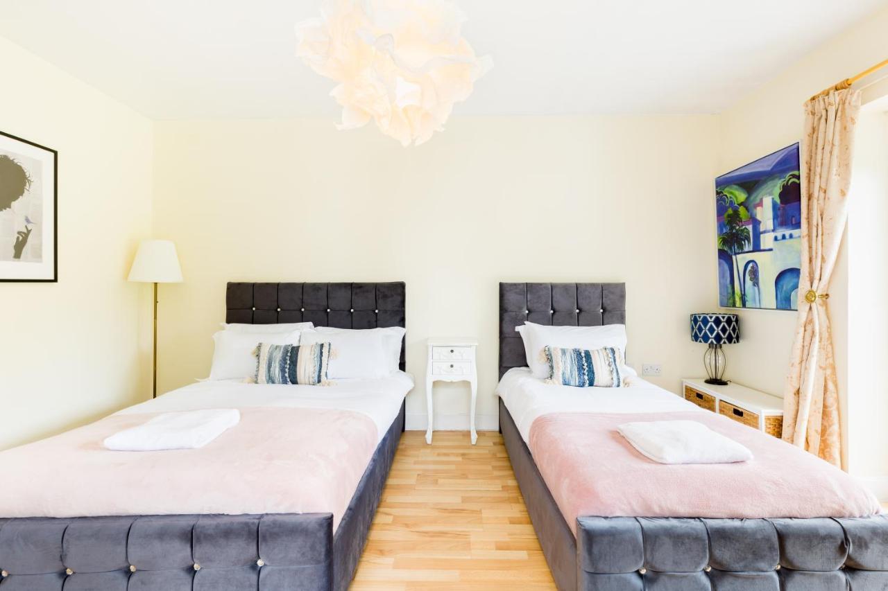 Beautiful 6 Bedroom House For 17 Guests Next To Edgbaston Stadium Birmingham Exteriör bild